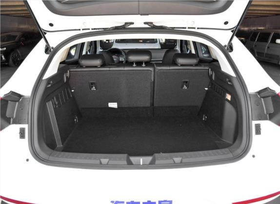 哈弗F5 2018款 1.5T i型 车厢座椅   后备厢
