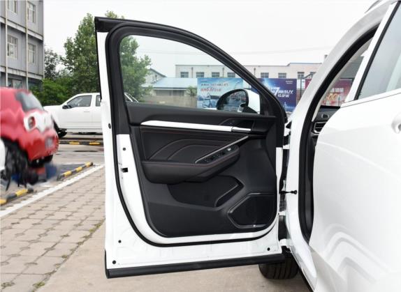 哈弗F5 2019款 国潮版 1.5T i型 国VI 车厢座椅   前门板