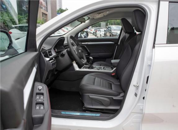 哈弗F5 2020款 1.5T 手动i酷 车厢座椅   前排空间
