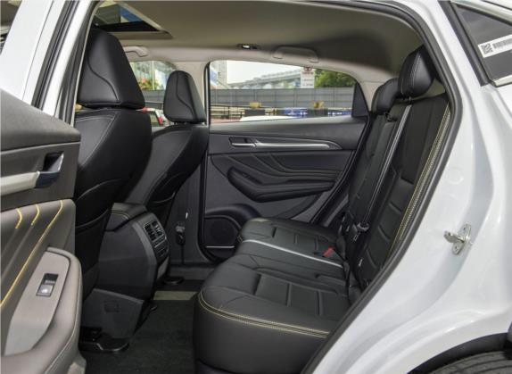 哈弗F7x 2019款 2.0T 两驱极智潮玩版 车厢座椅   后排空间