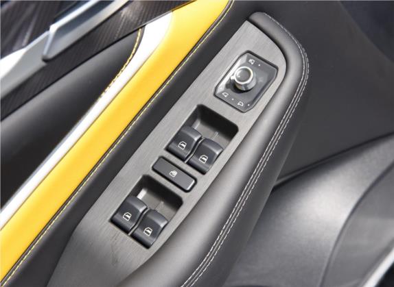哈弗F7x 2019款 2.0T 四驱极智运动版 车厢座椅   门窗控制