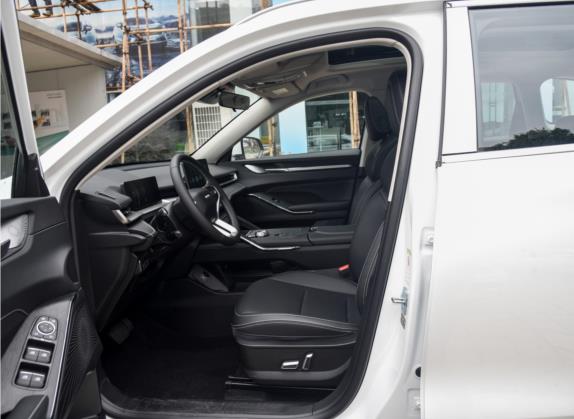 哈弗H6新能源 2023款 DHT-PHEV 110KM 悦行版 车厢座椅   前排空间