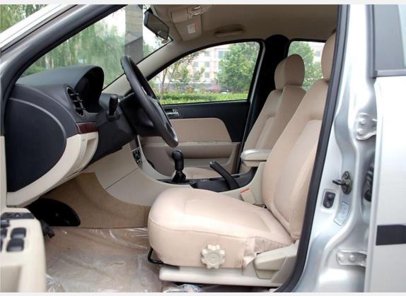 赛豹III 2008款 1.6L 手动舒适型 车厢座椅   前排空间