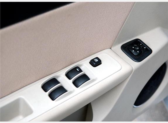 赛豹III 2008款 1.6L 手动舒适型 车厢座椅   门窗控制