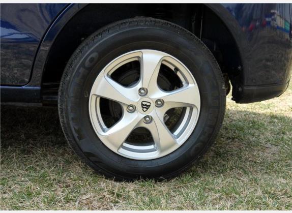 赛马 2009款 1.5L 手动舒适型 其他细节类   前轮