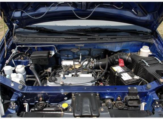 赛马 2009款 1.5L 手动舒适型 其他细节类   发动机舱