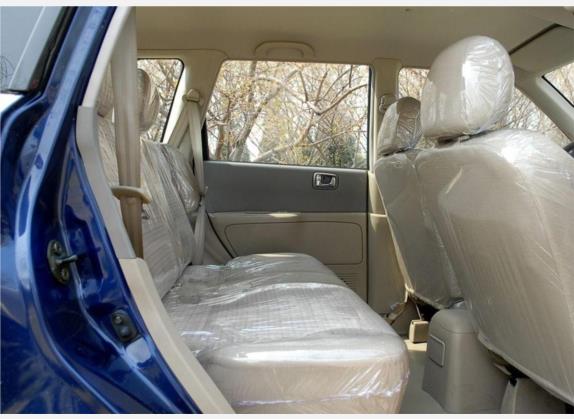 赛马 2009款 1.5L 手动舒适型 车厢座椅   后排空间