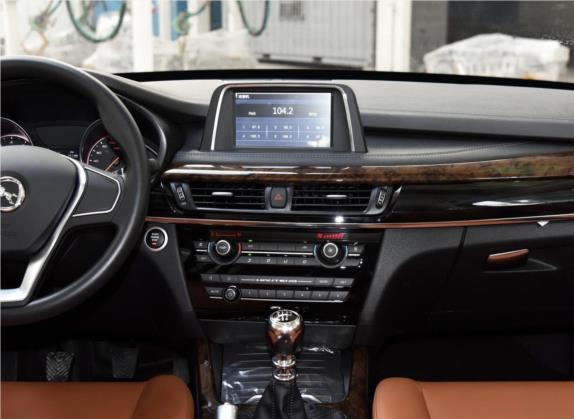 汉腾X7 2016款 1.5T 手动舒适型 中控类   中控台