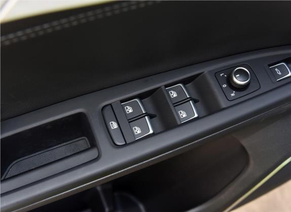 汉腾X7 2020款 X7S 1.5T 自动智领型 车厢座椅   门窗控制