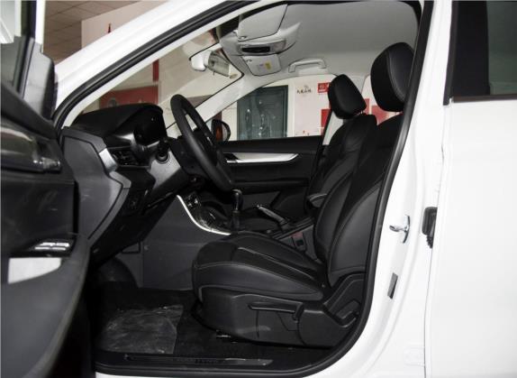 汉腾X5 2018款 1.5L 手动舒适版 车厢座椅   前排空间
