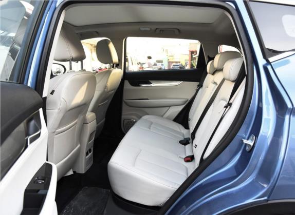 汉腾X5 2018款 1.5T CVT炫动旗舰版 车厢座椅   后排空间