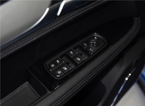 汉腾X5 2018款 1.5T 手动精英版 车厢座椅   门窗控制
