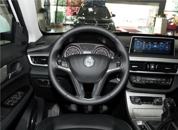 汉腾X5 2018款 1.5T 手动豪华版 中控类   驾驶位