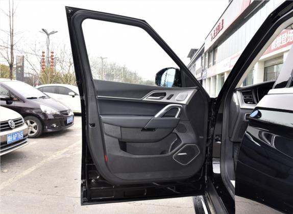 旷世 2020款 2.0T 自动两驱至尊型 车厢座椅   前门板