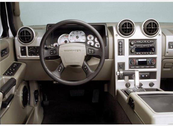 悍马H2 2004款 6.0 AT 中控类   驾驶位