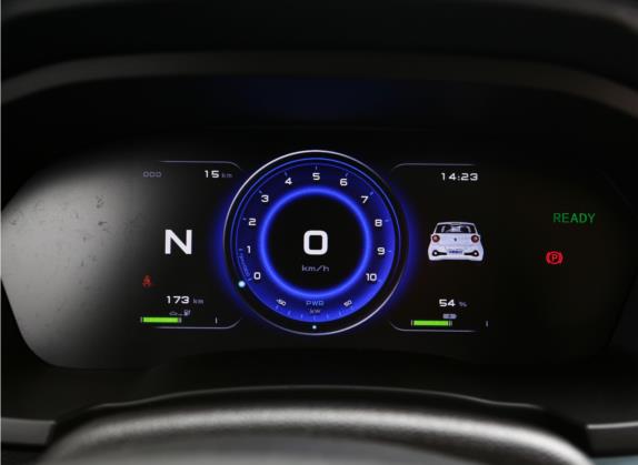 华晨新日i03 2022款 青春版 31.45kWh 中控类   仪表盘