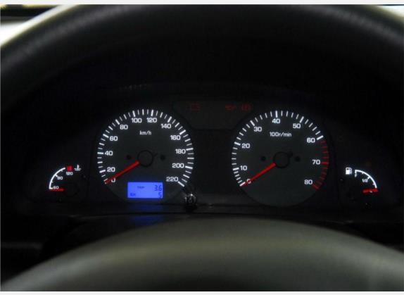 海域 2007款 三厢 1.3L 舒适型 中控类   仪表盘