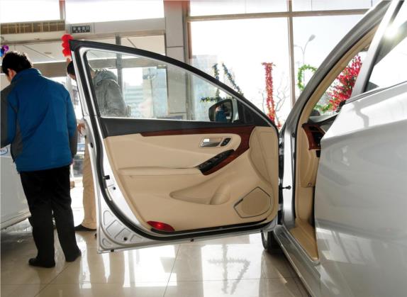 海马M8 2014款 2.0L 手动舒适型 车厢座椅   前门板