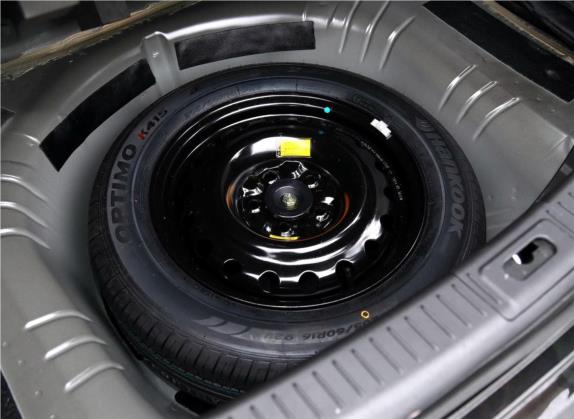 海马M8 2015款 1.8T 自动豪华型 其他细节类   备胎