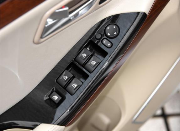 海马M8 2015款 2.0L 自动时尚型 车厢座椅   门窗控制