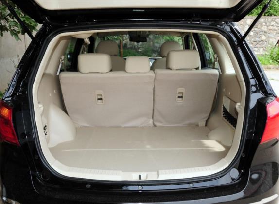 海马S7 2013款 2.0L 自动智尚型 车厢座椅   后备厢