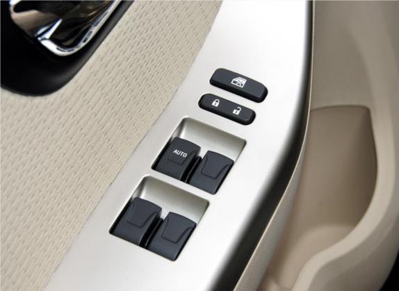 海马S7 2013款 2.0L 自动智尚型 车厢座椅   门窗控制