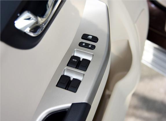 海马S7 2015款 2.0L 手动智尚型 车厢座椅   门窗控制