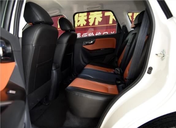海马S7 2015款 2.0L 自动智享型 车厢座椅   后排空间