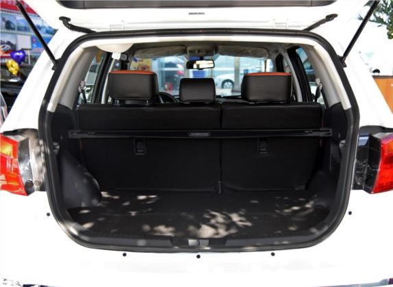 海马S7 2015款 2.0L 自动智享型 车厢座椅   后备厢