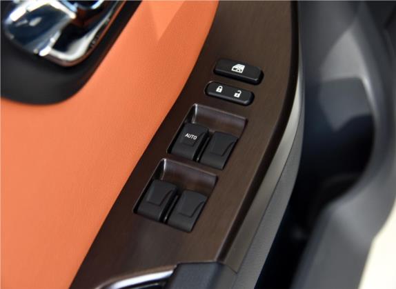 海马S7 2015款 2.0L 自动智享型 车厢座椅   门窗控制