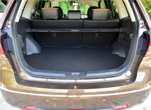 海马S7 2015款 改款 1.8T 自动纵领型 车厢座椅   后备厢