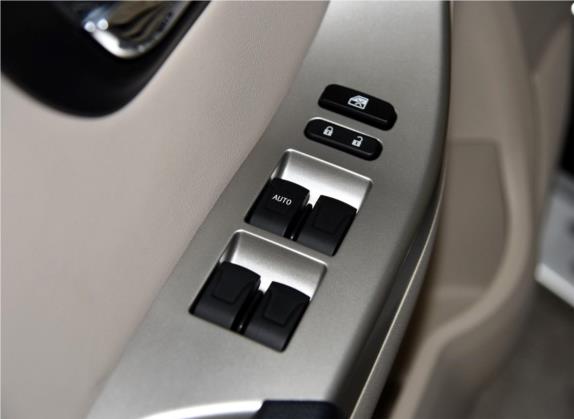 海马S7 2015款 改款 2.0L 手动纵驰型 车厢座椅   门窗控制