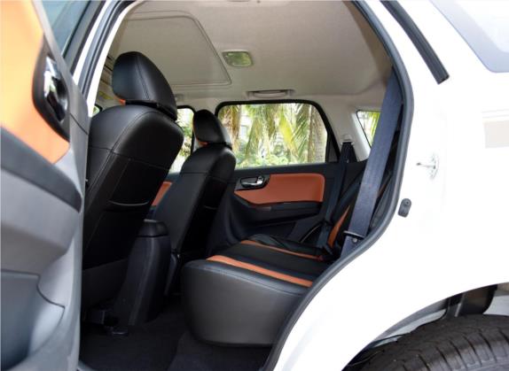 海马S7 2015款 改款 2.0L 手动纵骋型 车厢座椅   后排空间