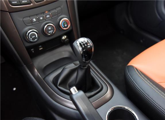 海马S7 2015款 改款 2.0L 手动纵骋型 中控类   挡把
