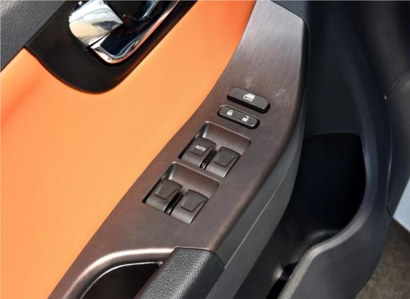 海马S7 2015款 改款 2.0L 手动纵骋型 车厢座椅   门窗控制