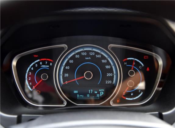 海马S7 2015款 改款 1.8T 自动纵骋型 中控类   仪表盘