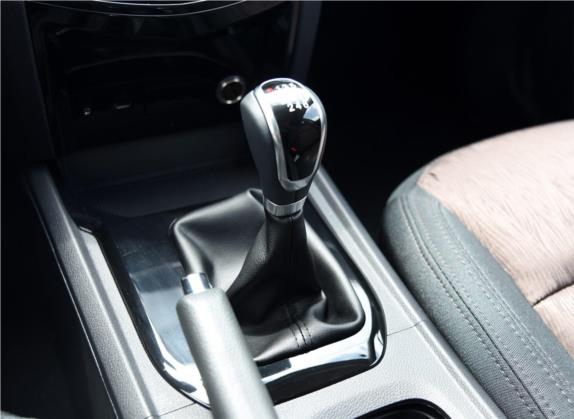 海马S7 2017款 1.8T 手动领先版 中控类   挡把