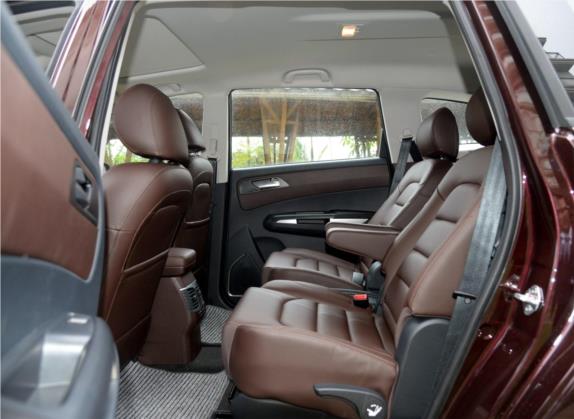 海马V70 2016款 1.5T 自动适·畅型 6座 车厢座椅   后排空间