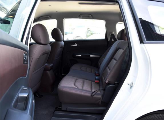 海马V70 2016款 2.0L 手动适·宜型 5座 车厢座椅   后排空间