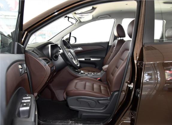 海马V70 2016款 1.5T 自动适·享型 6座 车厢座椅   前排空间