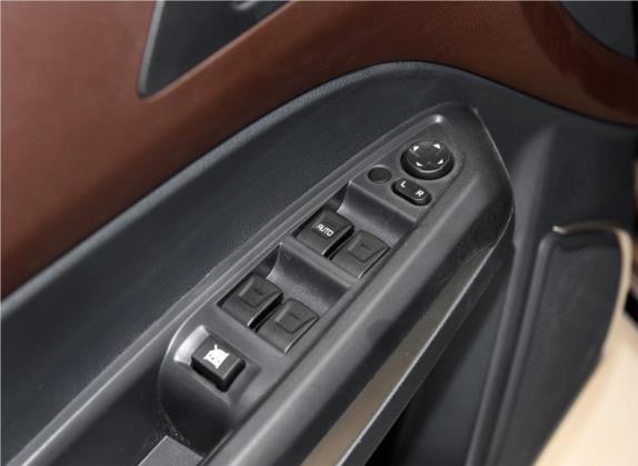 海马V70 2016款 1.5T 自动适·享型 6座 车厢座椅   门窗控制
