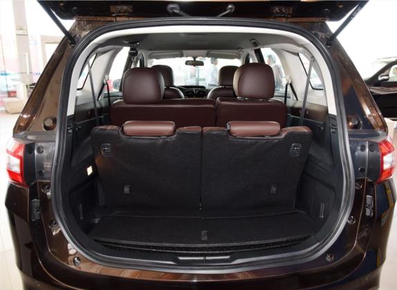 海马V70 2016款 1.5T 自动适·享型 7座 车厢座椅   后备厢