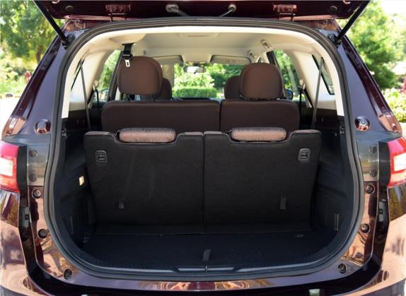 福美来MPV 2017款 七座版 1.5T 手动适·悦型 车厢座椅   后备厢