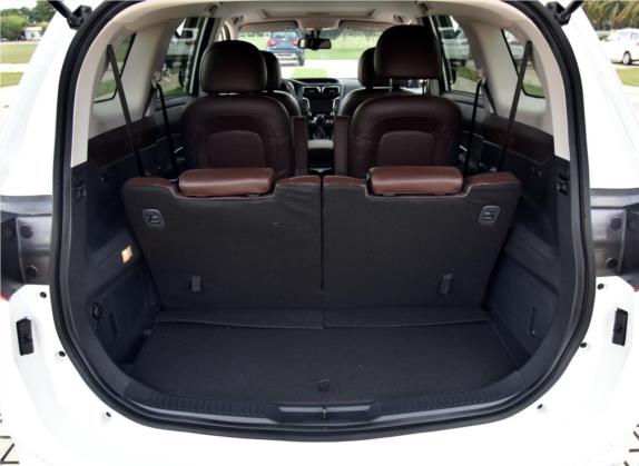 福美来MPV 2017款 六座版 1.5T 自动适·臻型 车厢座椅   后备厢