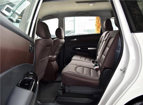 福美来F7 2017款 1.5T 7座手动标准型 车厢座椅   后排空间