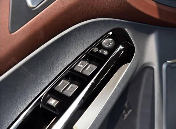 福美来F7 2017款 1.5T 7座自动标准型 车厢座椅   门窗控制
