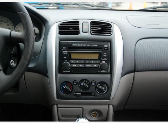 海福星 2010款 1.6L 手动舒适天窗版 中控类   中控台