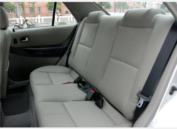 海福星 2010款 1.6L 手动舒适天窗版 车厢座椅   后排空间