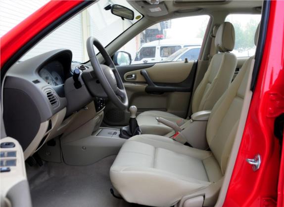 海福星 2011款 1.3L 手动豪华型 车厢座椅   前排空间