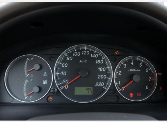 福美来 2010款 1.6L 手动豪华版 中控类   仪表盘
